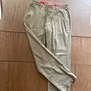 Under Armour khaki mens dress pants.  34w x 32L
